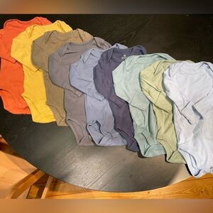 Honest 0-3 month long sleeve organic cotton body suits